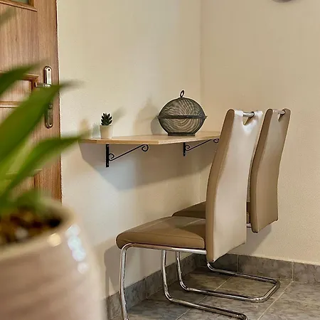 Anna Apartamento Dubrava